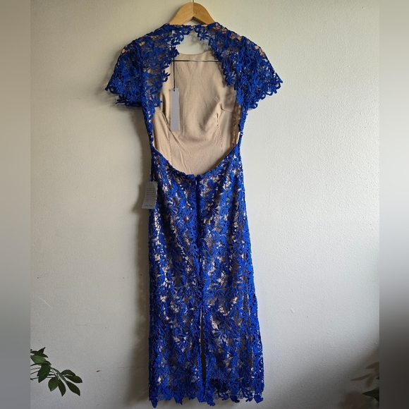 NWT! NSR,  Mia Lace Short Sleeve Open Back Midi Dress, Blue/Nude, Size S - Picture 4 of 11